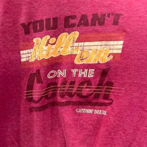 Catchin’ Deers, “You can’t kill ‘em’ on the couch” t-shirt size large in GUC